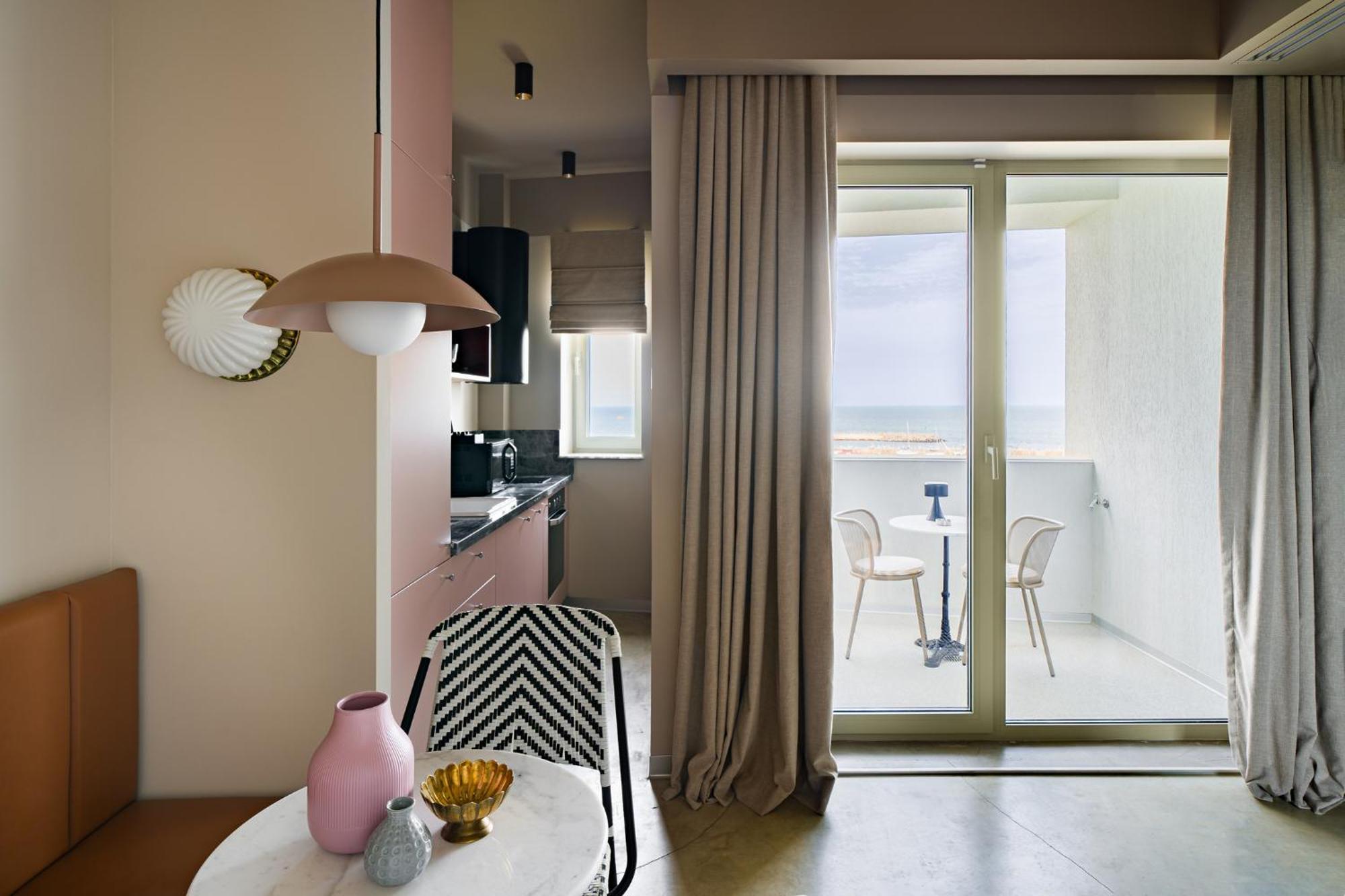 Rezident Tomis Marina Apartment Constanta Bagian luar foto